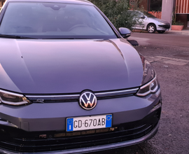 Golf 8 1.5 benzina 150 cv R