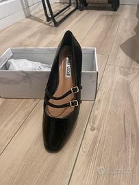 Ballerina nera in vernice