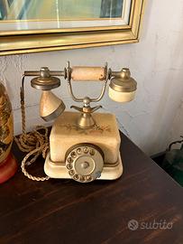 Telefono vintage a disco