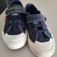 Scarpe sneakers n. 26