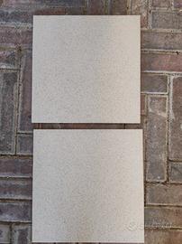 Piastrelle Gres 30x30 bianche sale e pepe