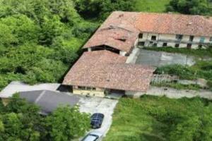 Immobile in asta di 220 m² con 4 locali e box auto