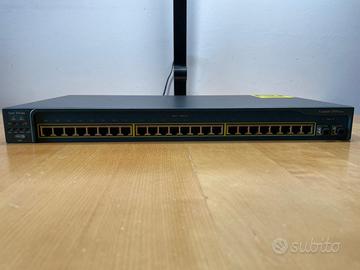 Cisco Catalyst 2950C-24 switch 24 porte