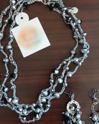 completo gioielli elegante 