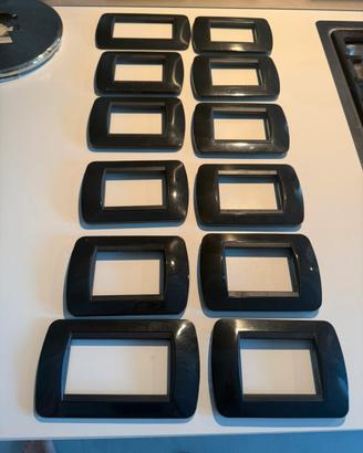 Placche bticino nere lucide