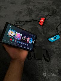 Nintendo Switch Oled+giochi+accessori (trattabile)