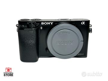 Sony Alpha A6000 (GARANZIA 2 ANNI)
