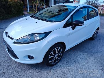 Ford Fiesta 1.25 5 porte