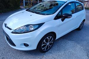 Ford Fiesta 1.25 5 porte