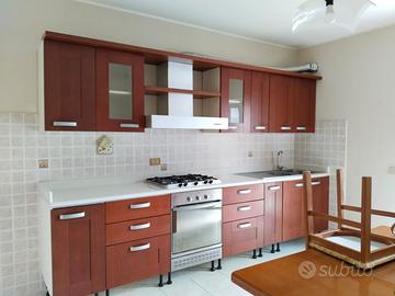 cucina berloni con piano in quarz