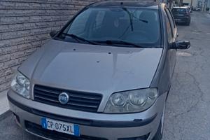 FIAT Punto 2ª serie - 2004