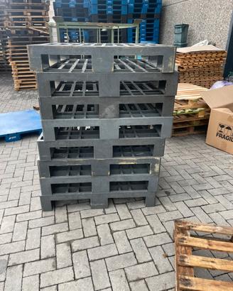 Bancali In in Plastica da 120x 100 pesanti