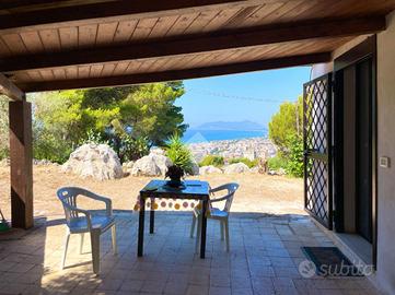 PORZIONE DI BIFAMILIARE A TERRACINA