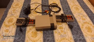 Nintendo mini nes con 620 giochi pre installati