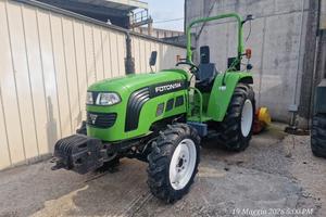 Trattore Foton 504 (50 CV) + Trincia e Botte 