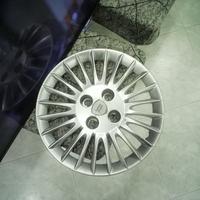 1 copricerchio lancia ypsilon