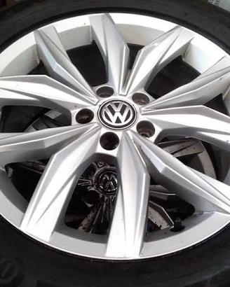 4 CERCHI 18" VOLKSWAGEN CON PNEUMATICI CONTINENTAL
