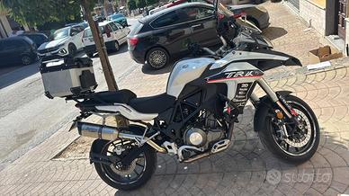 Benelli trk 502