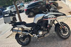 Benelli trk 502