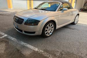 Audi TT cabrio 1.8 cabrio