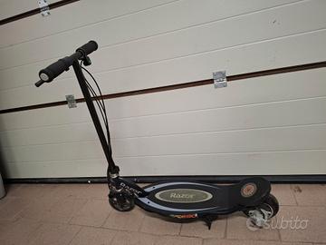 Razor Power Core E90 Monopattino Elettrico