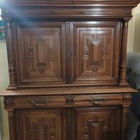 credenza antica in noce