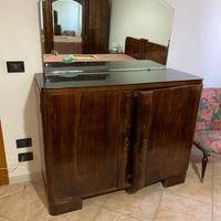 Comò in noce / Art Deco