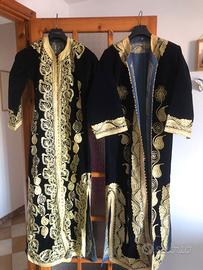 Caftano artigianale in raso e filo d’oro