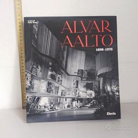 Monografia su Alvar Aalto