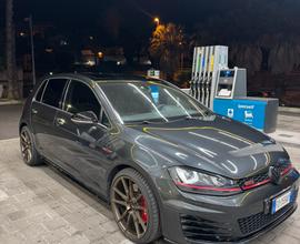 Volkswagen golf 7 gti dsg