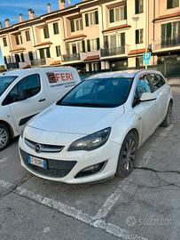 Opel Astra 1.6 diesel 110CV