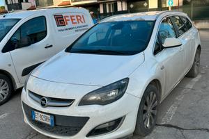 Opel Astra 1.6 diesel 110CV
