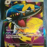 CARTA Pokemon ultra rara 