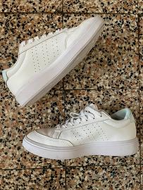 Scarpe unisex numero 37/5 bianche azzurre Adidas