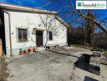 Casa indipendente di 65 m² con 4 locali a Potenza
