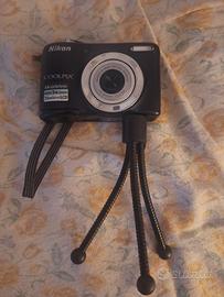 Nikon Coolpix con la sceda sd da 8 giga