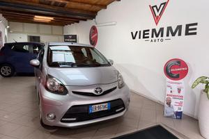 TOYOTA Aygo 1.0 12V VVT-i 5p. Lounge Connect