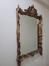 specchio in stile barocco 