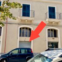 PRIVATO AFFITTA vicino PIAZZA CAIROLI lato monte