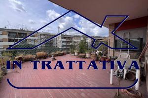 Appartamento di 361 m² con più di 5 locali a Roma