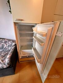 Frigo , fornello gas, lavello
