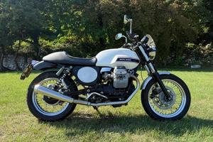 Moto Guzzi V7