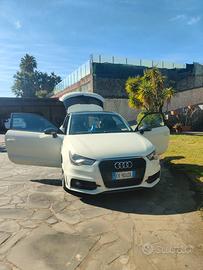 AUDI A1 S-Line con Tettuccio apribile