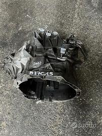 BMW F45 218d cambio manuale 6 marce B37C15A