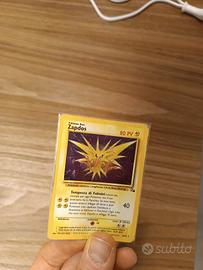 Zapdos holo