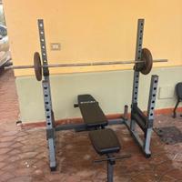 rack, panca , bilanciere, e pesi