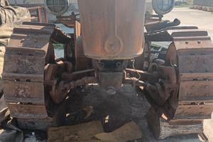 trattore OTO Melara d'epoca c 25 cingolato 