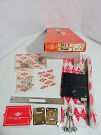 Cisa 57015 sensor 60 serratura triplice da infilar