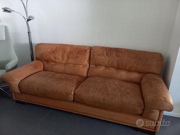 DIVANO IN PELLE ROCHE BOBOIS
