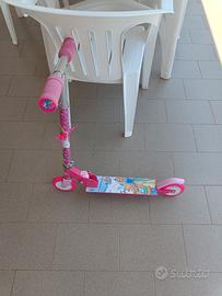 monopattino barbie 
